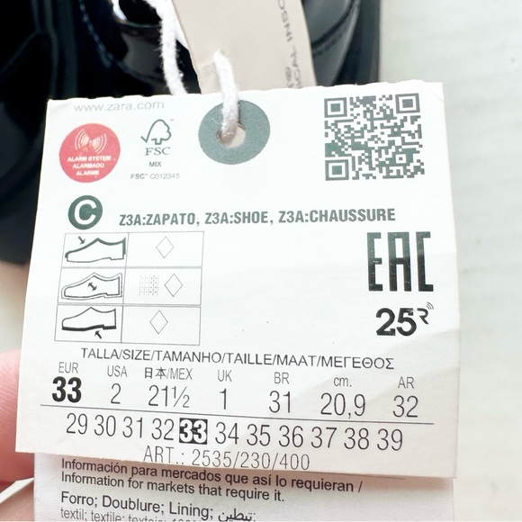 Zara Girls New Patent Leather Loafers in Navy NWT - Picture 11 of 12